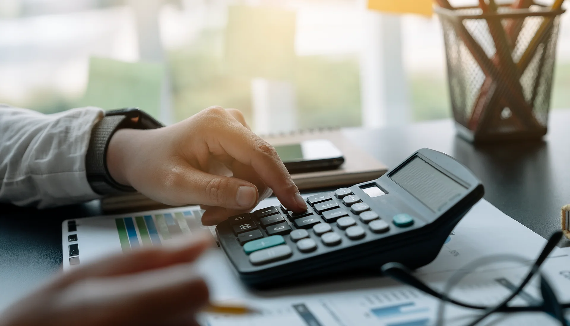 christian financial planner assisting client